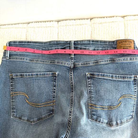 Levis Womens 16M Mid Rise Y2K Classic Jeans Boot Cut Capsule Timeless - Picture 12 of 15